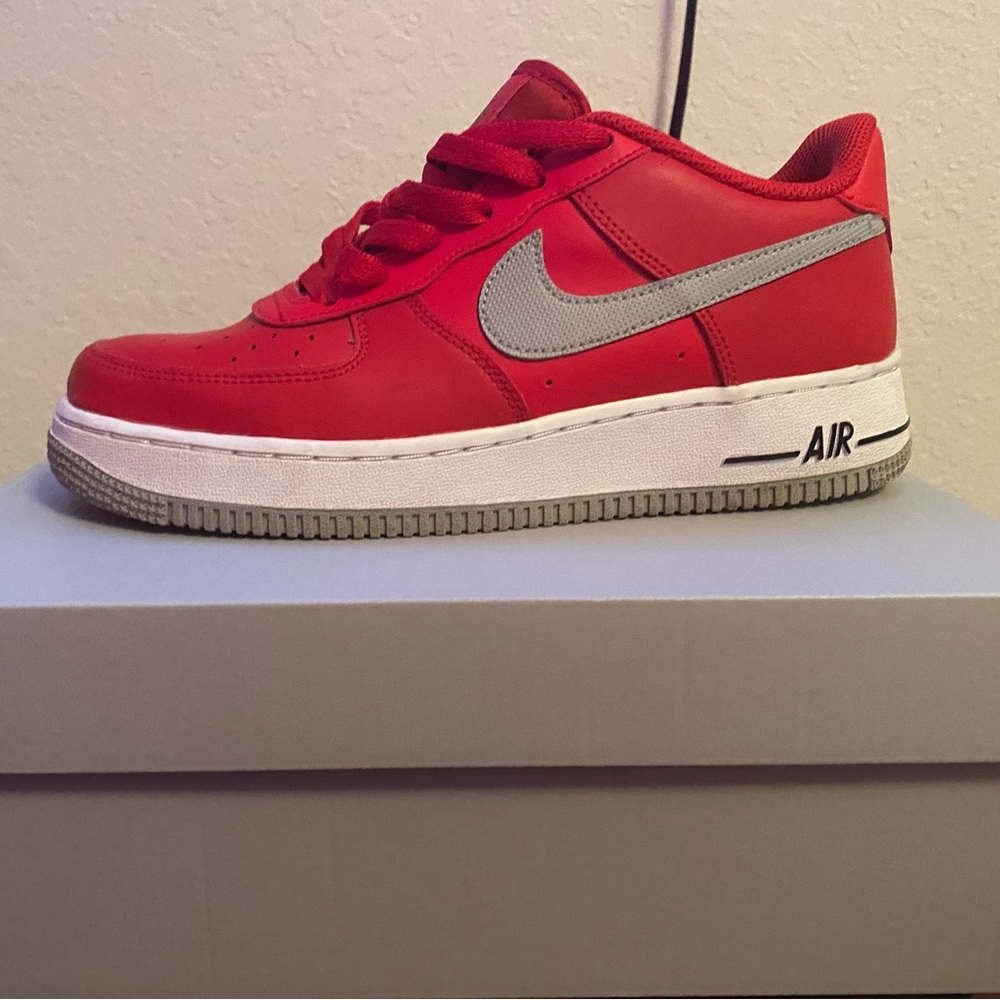 Barely used, in original box.